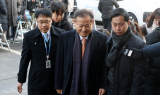 '언론사 단전·단수 의혹' 이상민, 밤샘 조사 후 귀가