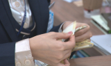 역대급 실적에도…금융지주, 침체기 방어 전략 '분주'