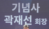 KGM, 무쏘 EV·토레스 HEV 수출 선적…글로벌 시장 '정조준'