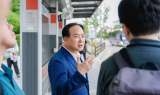 이권재 오산시장, 서울행 버스서 시민과 소통