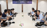 진옥동 회장 고객 초청 간담회 개최…신한금융 비전 실천
