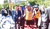 “경주 APEC의 길, 왼발로 잇다”. . .이범식 박사 400km 대장정 완주
