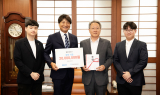 영진전문대, 해외취업 대학 1위 '우뚝'. . .해외취업한 선배들 모교 찾아 장학금 기탁