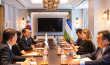 진옥동 신한금융 회장, 우즈베키스탄 사절단과 미래 협력 확대 논의