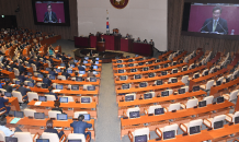 여야 3당 원내대표, 특위 활동기한 연장 합의