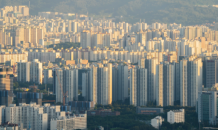 전국 아파트 매매·전세가 상승…서울 아파트값은 9주 연속 하락