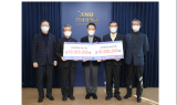 강원대 오덕환·김기성 등 교수 10명, 발전기금 4,100만원 전달