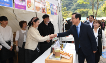 완주 와일드＆로컬푸드 축제 개막…지역 특색 요리 체험