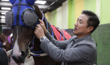 한국마사회 “서인석 조교사 500승 달성…장추열 기수는 400승”