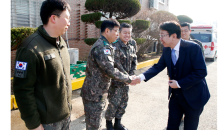 우범기 전주시장, 설 명절 맞아 군부대 찾아 장병들 위로