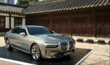BMW 코리아, 미스지콜렉션 ‘2024 F/W 컬렉션’에 뉴 i7 전시
