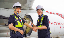 “여름에도 안전운항”…티웨이항공, 공항 현장 근로자 여름용품 지원