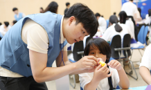 포스코퓨처엠, 푸른꿈 환경캠프 개최… “친환경 전기차 내 손으로 뚝딱”